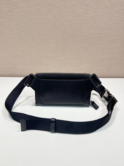 Поясная сумка Prada
