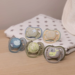 Пустышка Philips Avent Ultra Air 18+мес 2шт SCF376/01