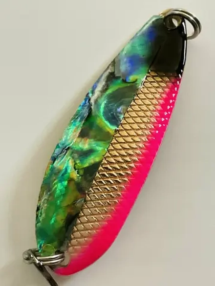 Блесна D-Ocean ONYX Shell Green 8 гр Color:49 Silver Pink/Silver