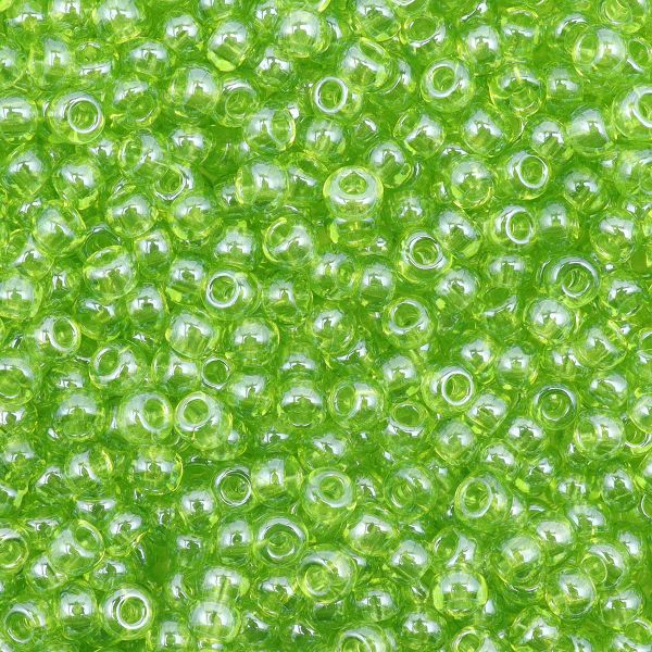 Бисер Preciosa 10/0 (2.3 мм), 500 г, прозрачный с жемчужным покрытием, круг.отв., (56220) 331-19001-10/0