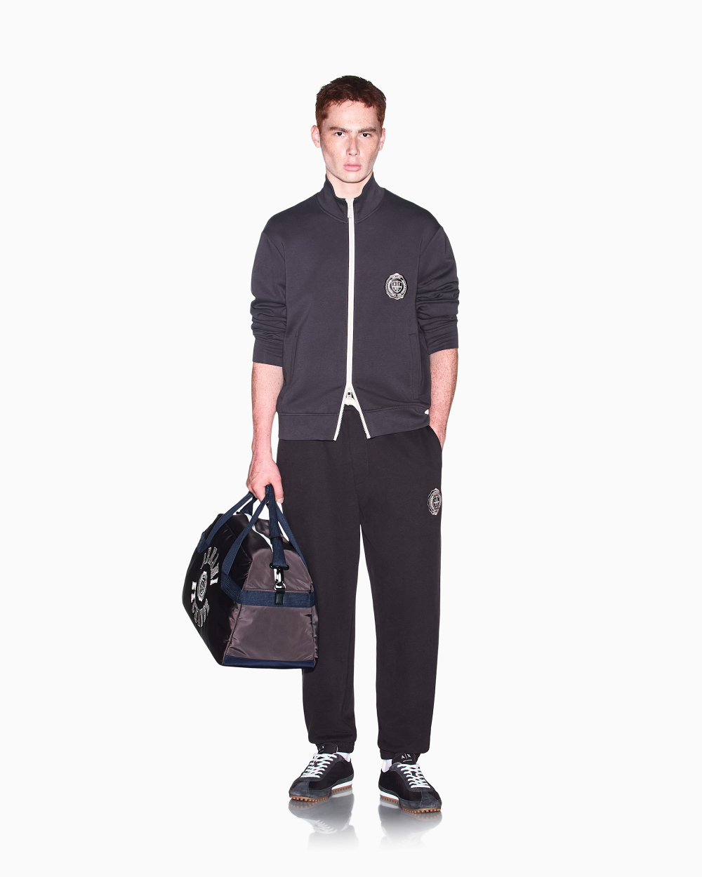 Брюки Armani Exchange