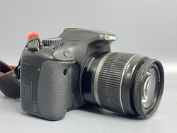 Canon 550D Kit 18-55mm IS 15200 кадров