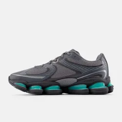 Кроссовки мужские NEW BALANCE 2000
