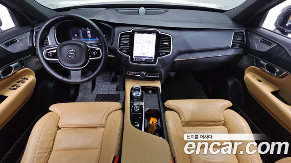 Volvo XC90 B6 — 2024