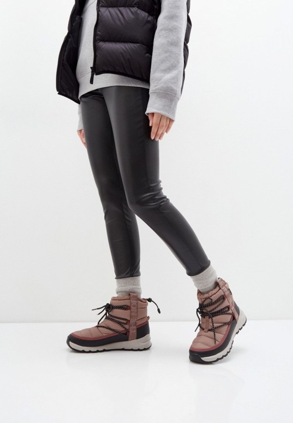 Ботинки женские THE NORTH FACE W THERMOBALL LACE UP WP