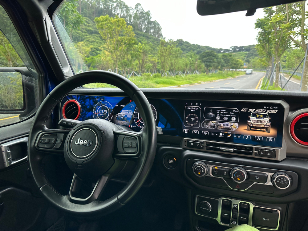 Установочный комплект для JEEP Wrangler 2018-2021 красный  KUBERG ZH-J1301R
