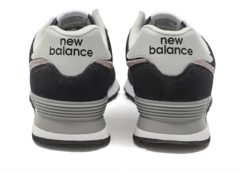 alt="Замшевый верх и сетка на New Balance 574 Classic Black ML574EVB"