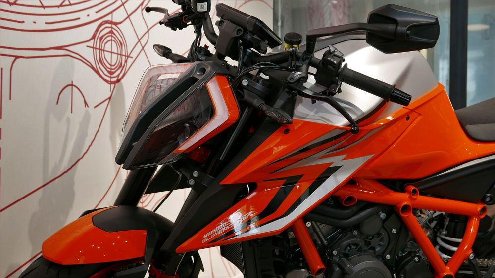 KTM 1290 SUPER DUKE R, 2023