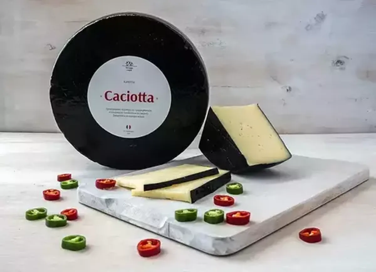 Фотография Сыр «Качотта» целая головка / 2,2 кг купить в магазине Афлора