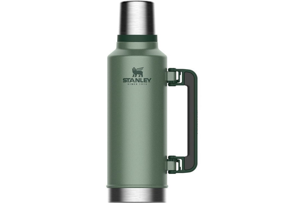 Термос "Classic 1,9L" темно-зеленый 10-07934-003 от Stanley