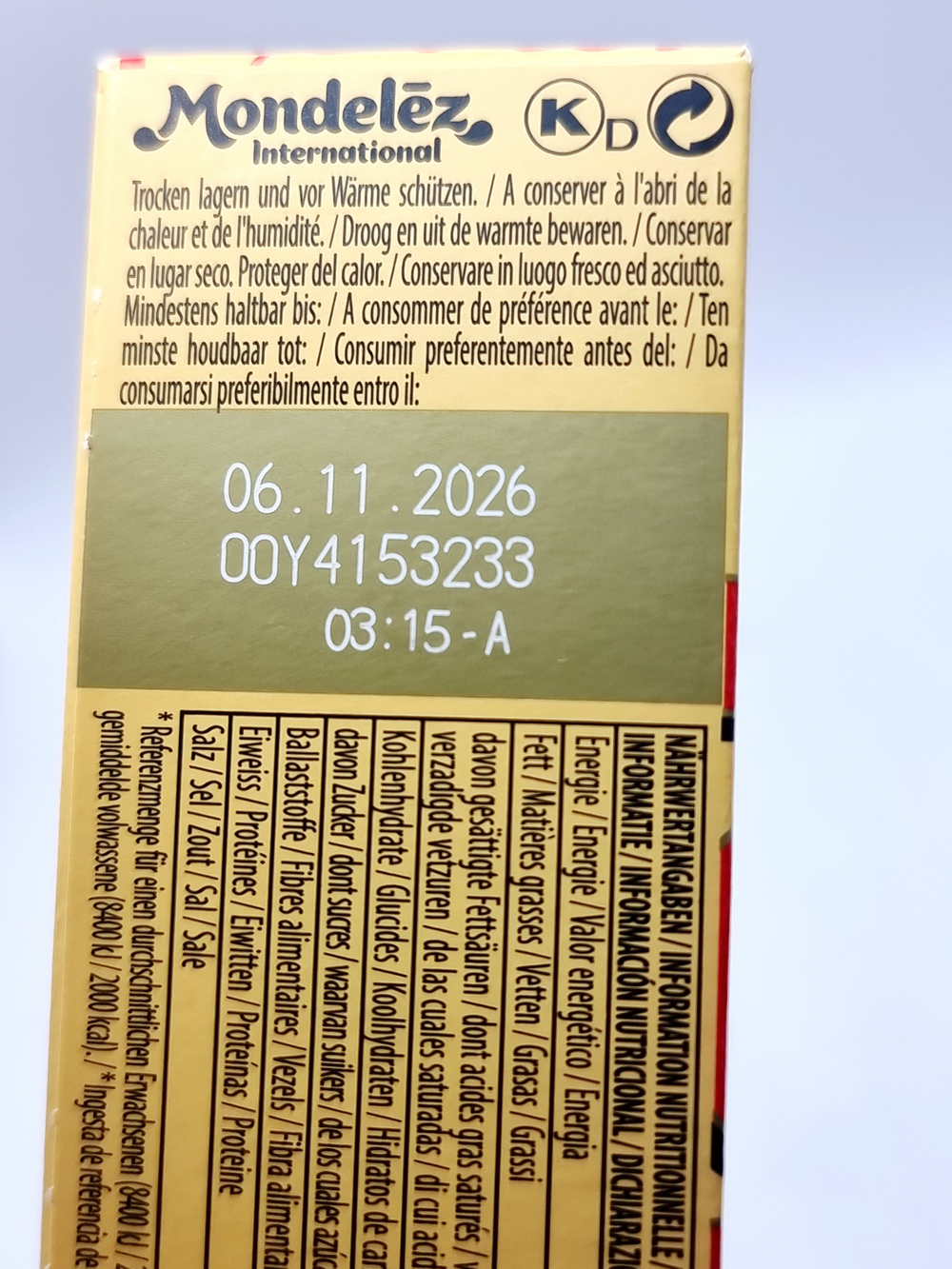 Toblerone молочный шоколад с медом и нугой 200 г (2 шт. по 100 г), Швейцария