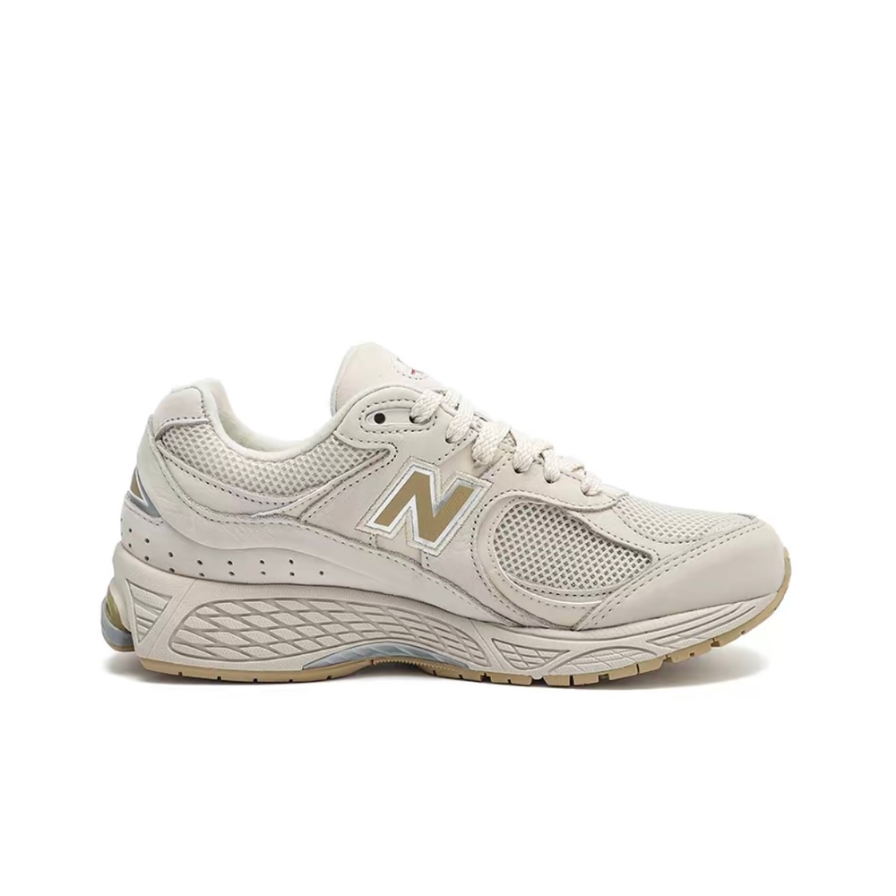 New Balance 2002R "White Light Beige"