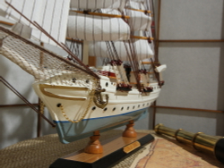 Модель парусника ''Statsraad lehmkuhl'