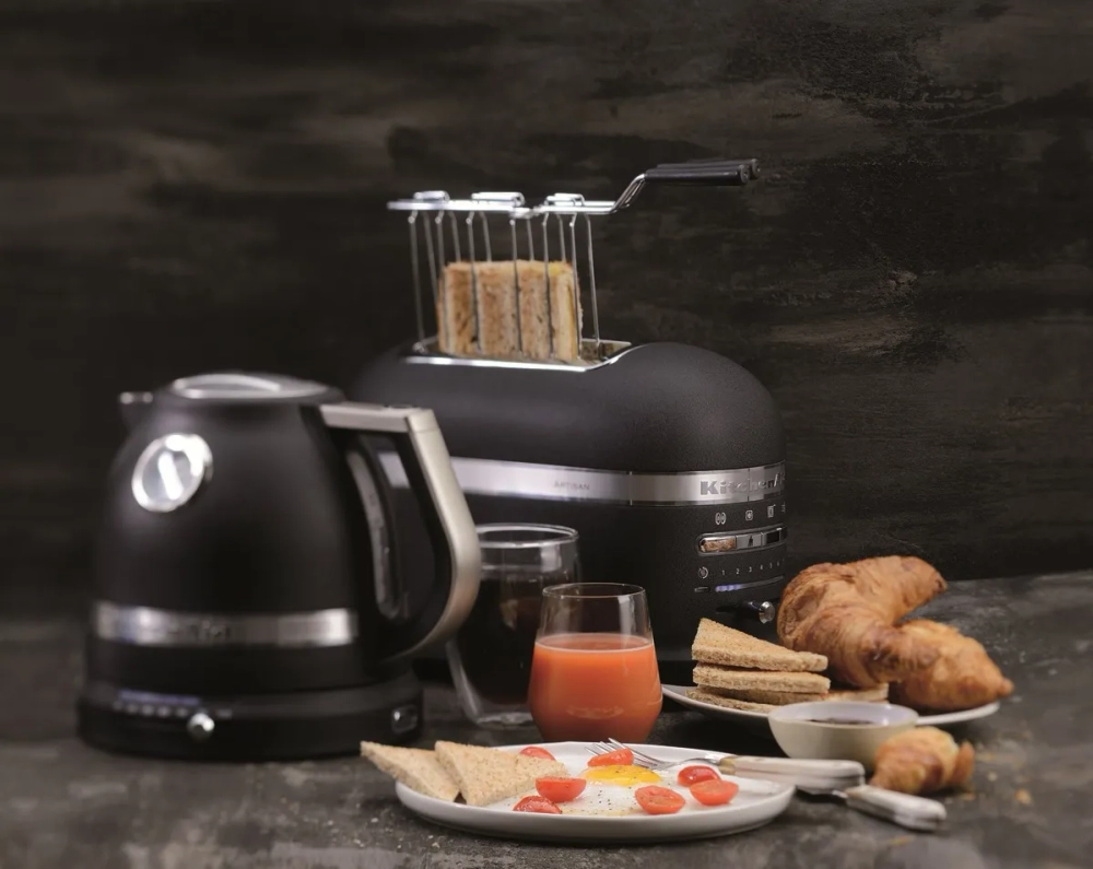 KitchenAid Чугунный электрический чайник Artisan объемом 1,5 литра EAN 5413184124373