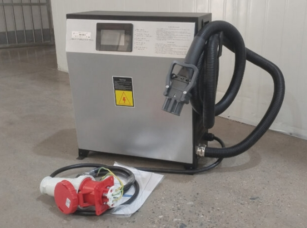 Тяговая батарея ELHIM ISKRA 16 LFP-410Ah 48V 1223х355х784 мм