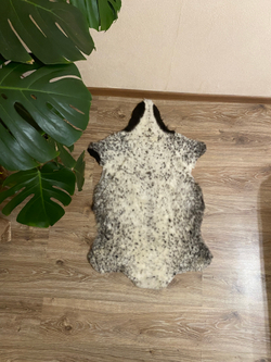 Шкура коврик меховой прикроватный овчина, мутон 90х60 см.