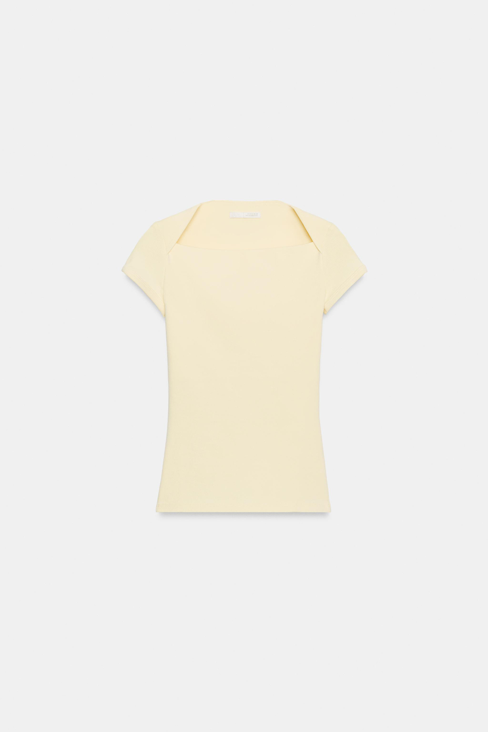 ФУТБОЛКА С КВАДРАТНЫМ ВЫРЕЗОМ — ZARA