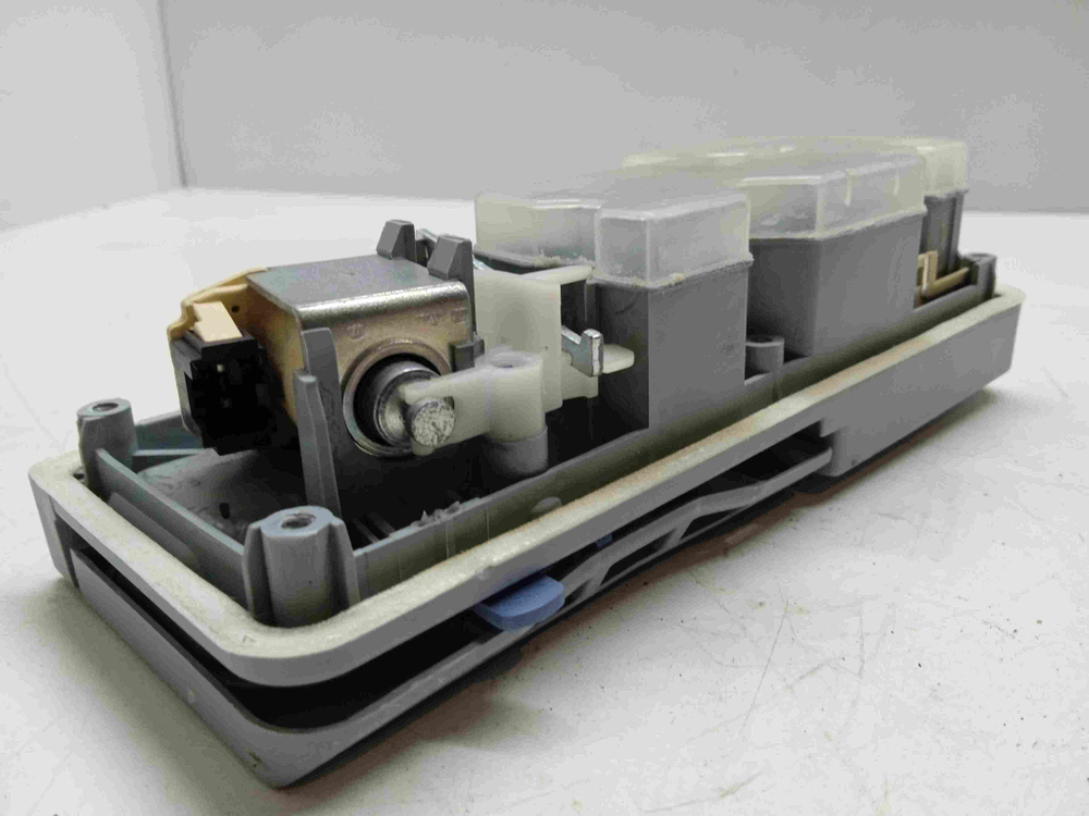 LST53977X ктп29 Дозатор моющих средств для посудомоечной машины Indesit LST53977X б/у