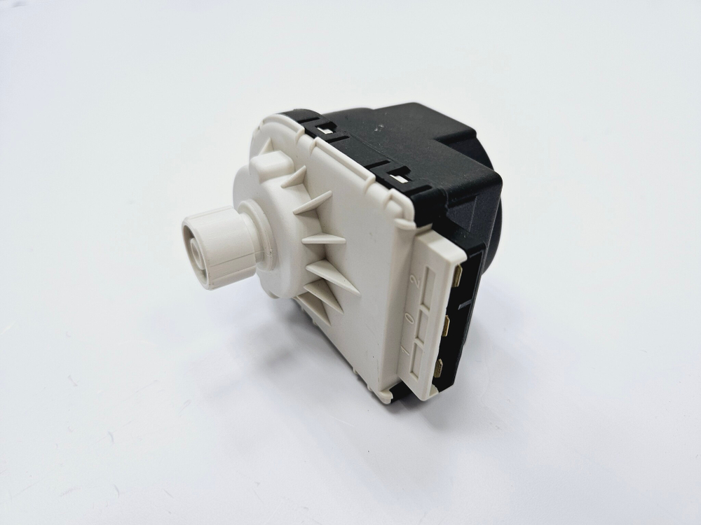 Мотор 3-ходового клапана (220V, широкий) ARISTON BS/Egis Plus/Clas... (арт. 61302483-1)