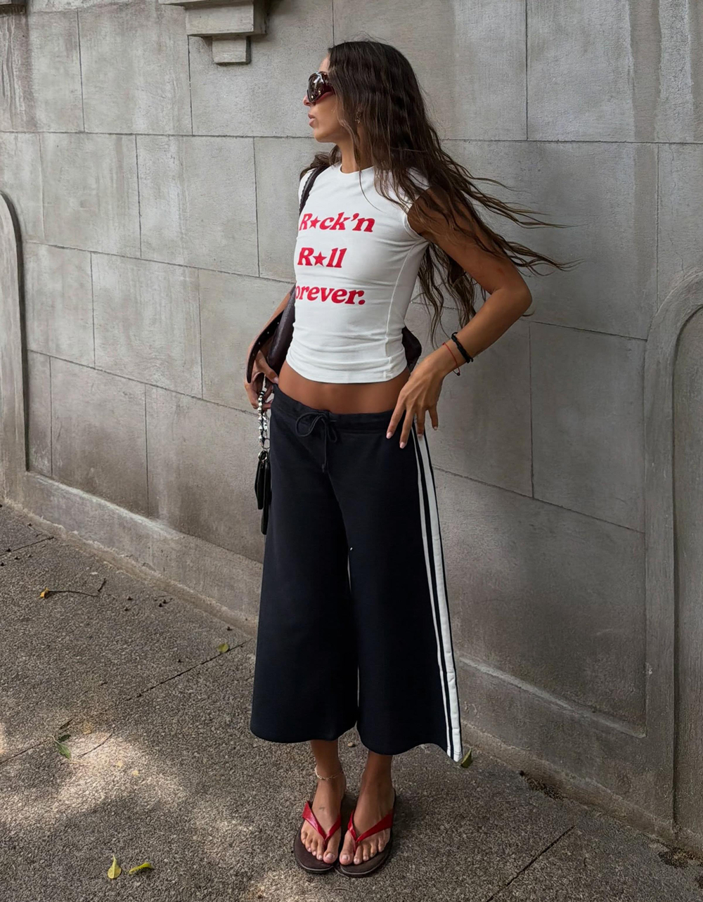 Женские брюки капри из мягкой ткани с лампасами - BERSHKA
