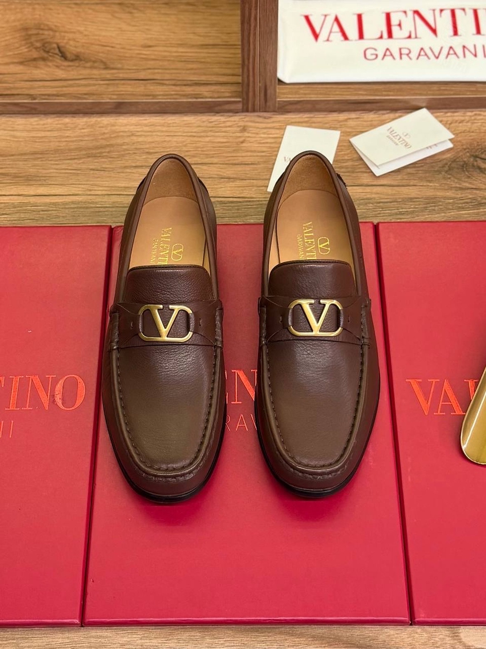 Лоферы Valentino