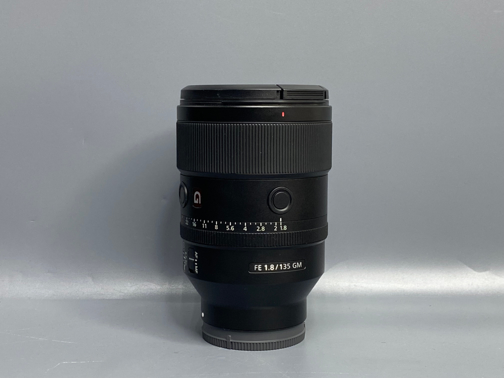 Sony FE 135mm f/1.8 GM