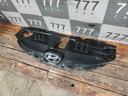 Решетка радиатора Hyundai ix35 (LM) 10-15 Б/У Оригинал 863512Y000