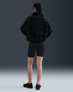 Nike Sportswear Женская куртка из флиса с длинным ворсом - NIKE