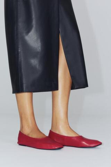 ZARA КОЖАНЫЕ БАЛЕТКИ НА ПЛОСКОЙ ПОДОШВЕ, КРАСНЫЙ