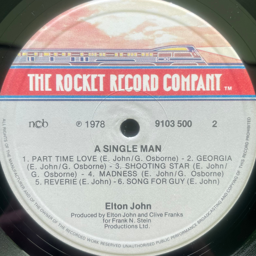 Elton John ‎– A Single Man (Скандинавия 1978г.)