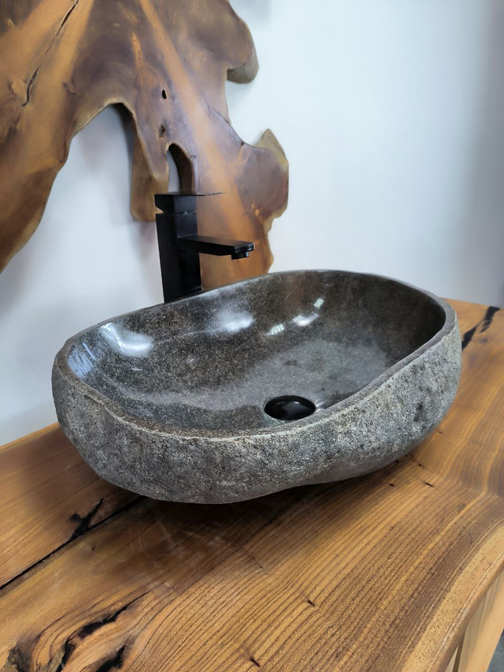 Раковина из речного камня RS-66531 55х37х15 из натурального камня