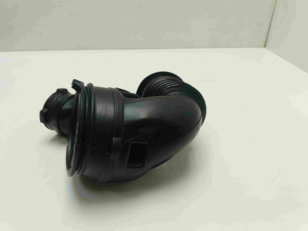 LS60840L кт224 Сливной патрубок для стиральной машины AEG 1326802 б/у