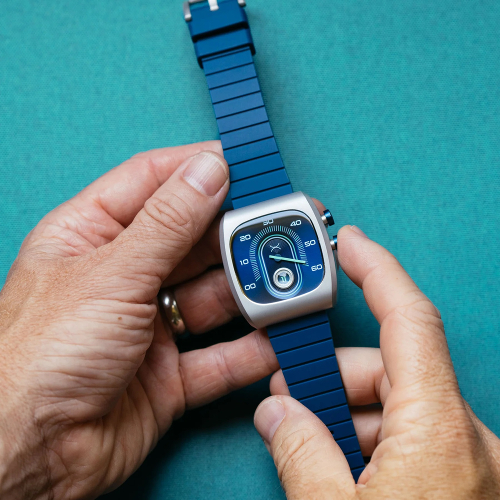 Retroscope Jump Hour Navy (Ретроскоп)