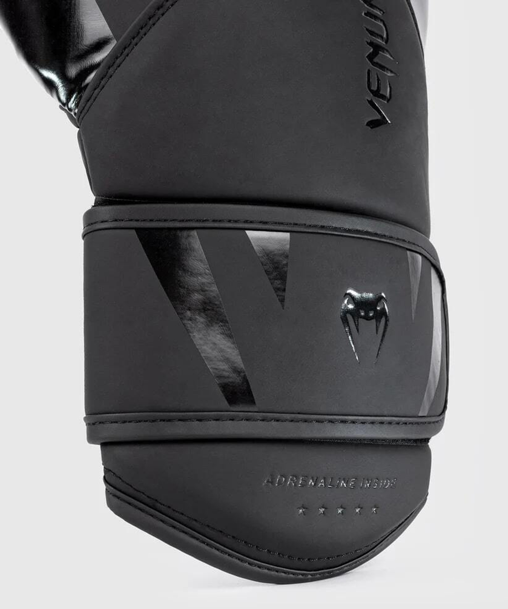 Перчатки боксерские Venum Challenger 4.0 Black/Black