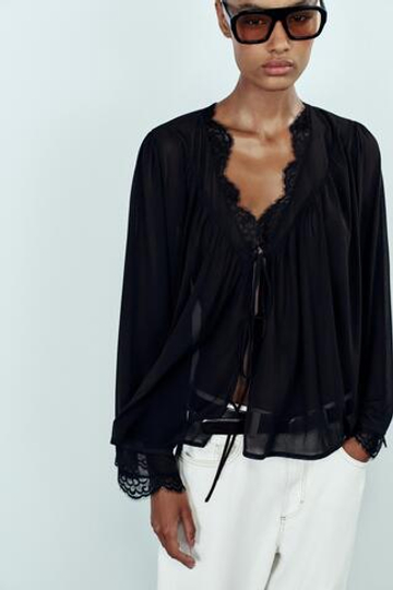 ZARA БЛУЗА С КРУЖЕВОМ И ЗАВЯЗКАМИ, ЧЕРНЫЙ