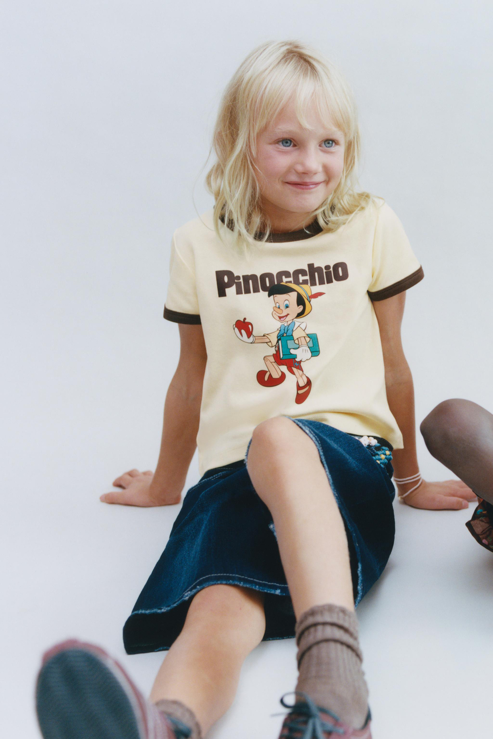 ZARA ФУТБОЛКА С ПРИНТОМ PINOCCHIO © DISNEY, ВАНИЛЬНЫЙ