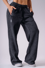 Брюки NEBBIA x Olympia Relaxed Sweatpants 940