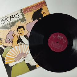 Винтажная виниловая пластинка LP Melodien Aus Internationalen Musicals Мелодии из Международных Мюзиклов (ГДР 1978)