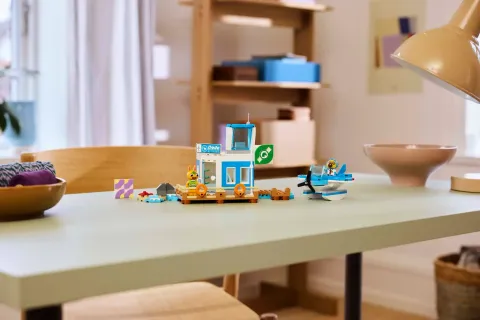 Конструктор LEGO Animal Crossing 77051 Летайте с авиакомпанией Додо