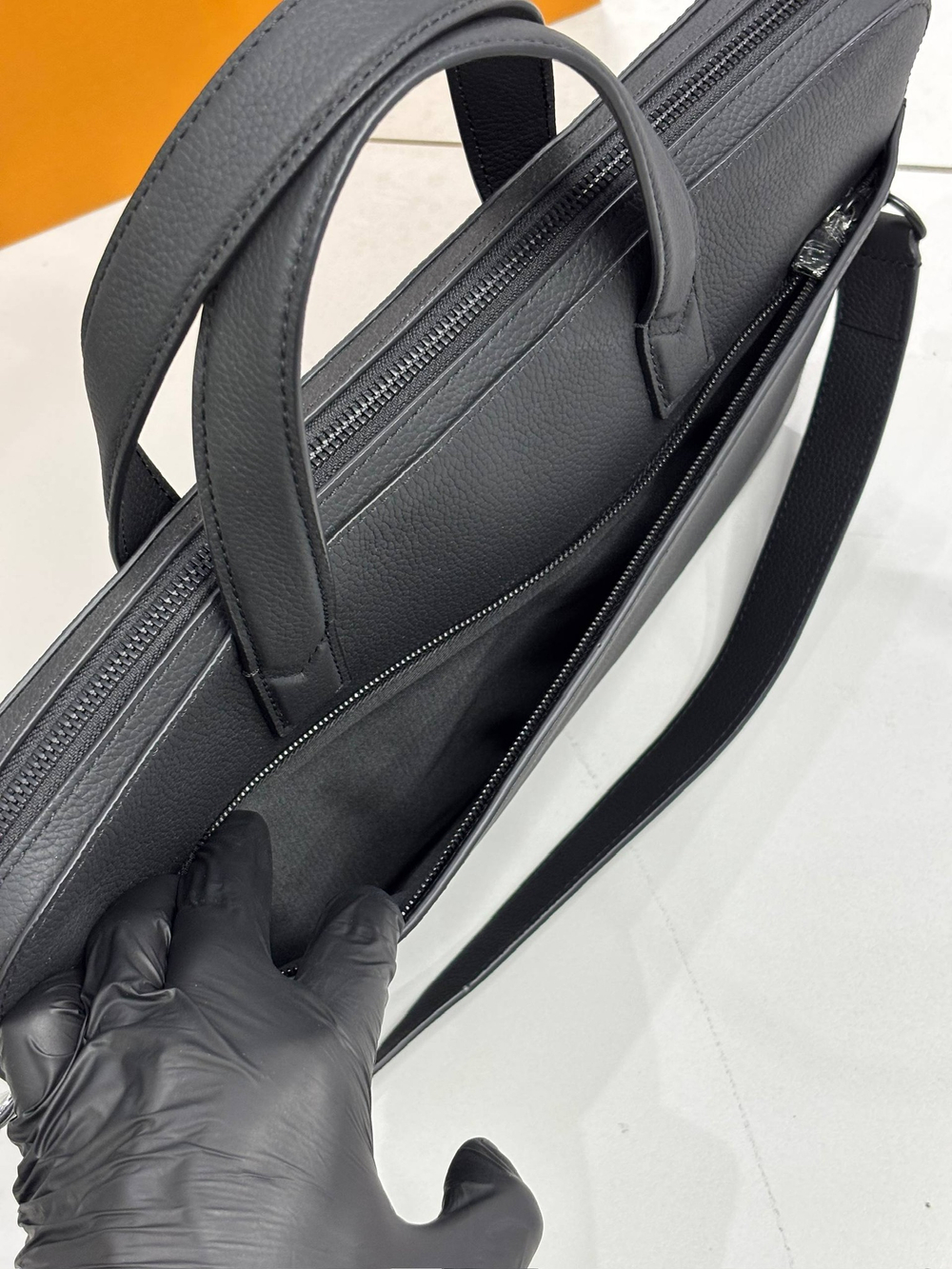 Портфель Louis Vuitton Maletin Porte Document Voyage PM