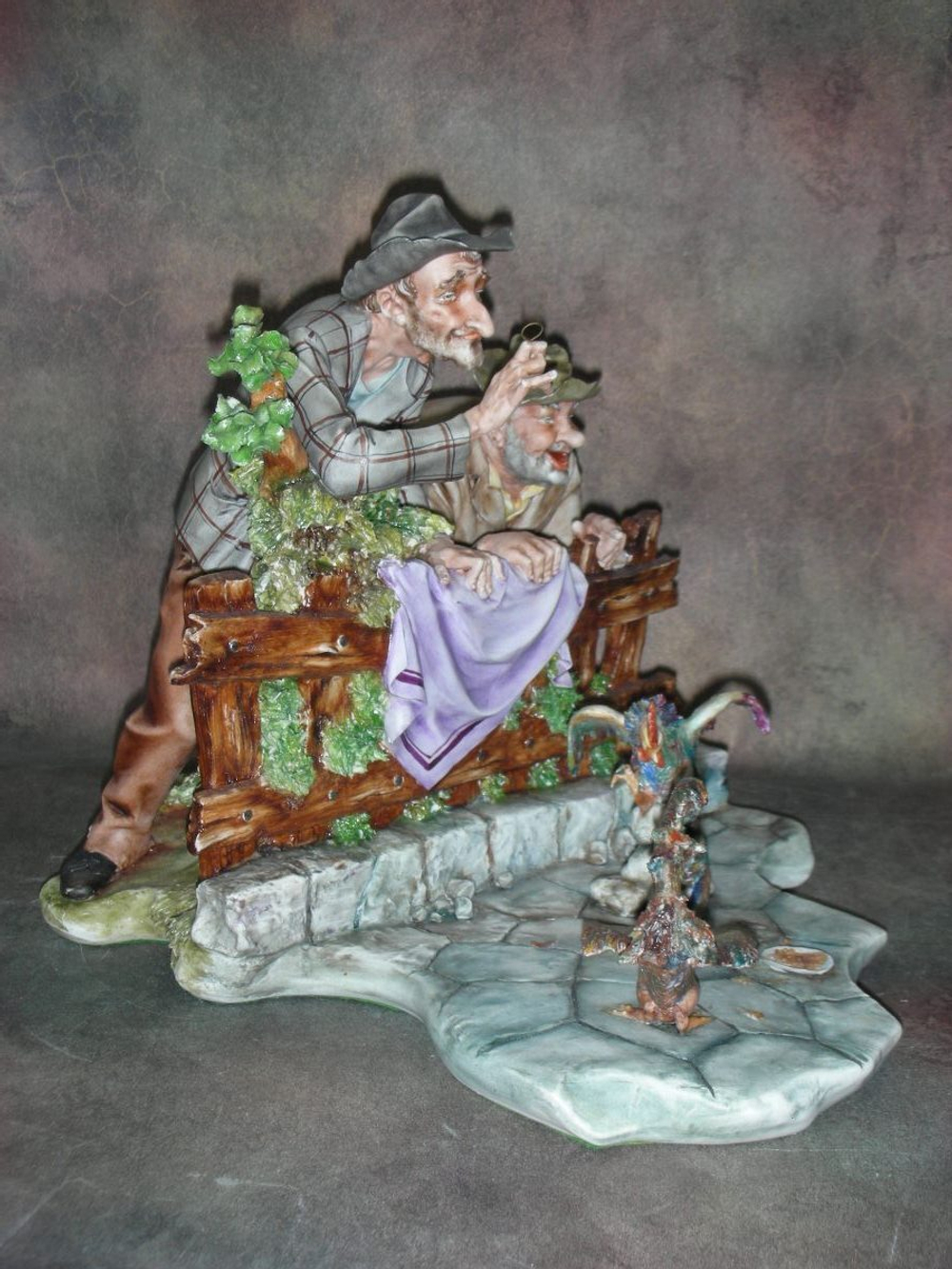 Статуэтка. Фарфор. Петушиные бои. Capodimonte. Италия