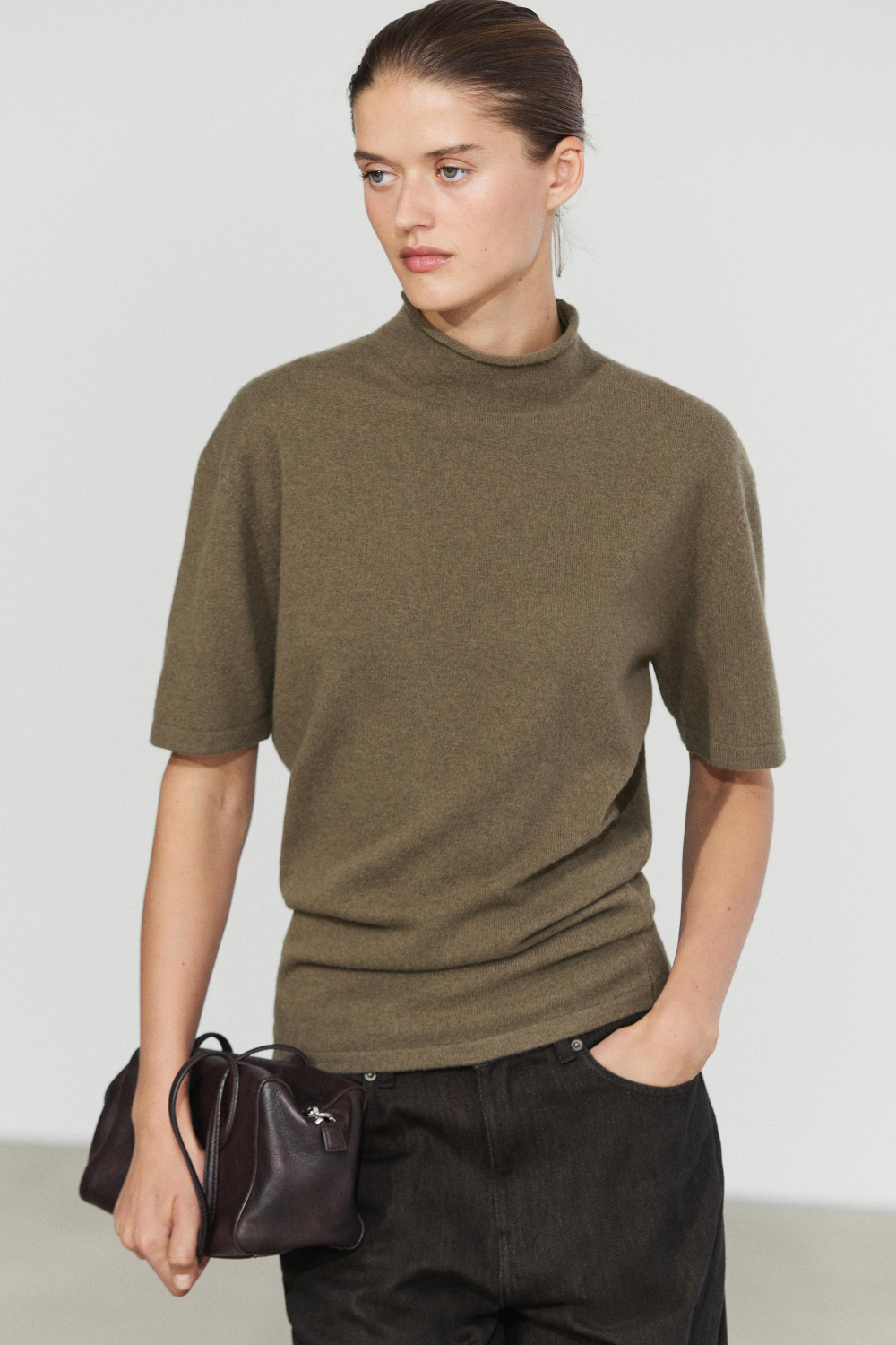 Massimo Dutti Джемпер из смесовой шерсти с воротником-стойкой, бежевый