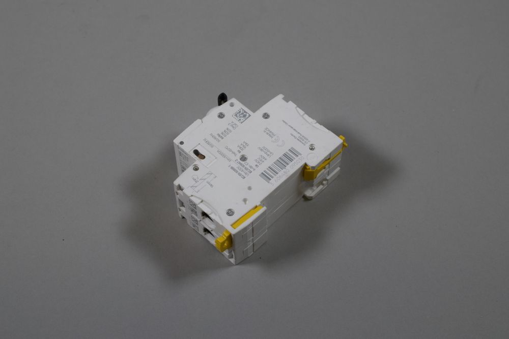 SCHNEIDER ELECTRIC A9F89216