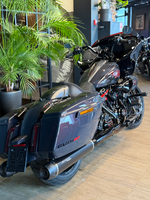 CVO Road Glide ST "Inferno Gray" (2026)