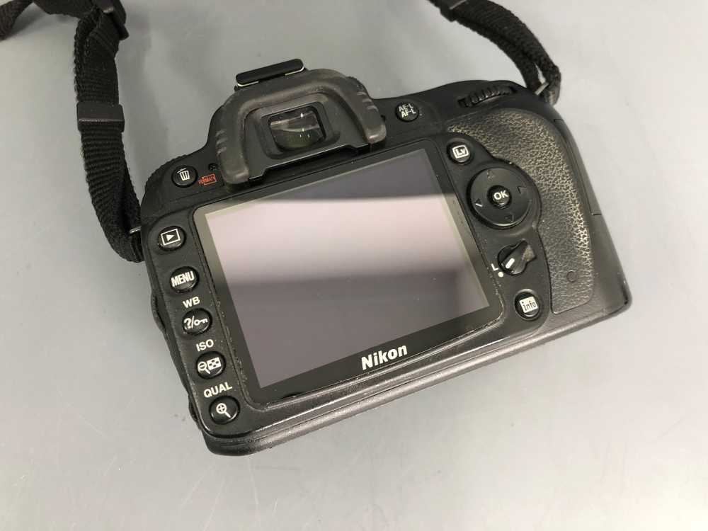 Nikon D90 Body 32.150 кадров