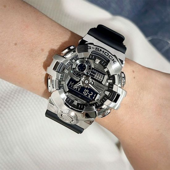 Наручные часы Casio GM-700-1A
