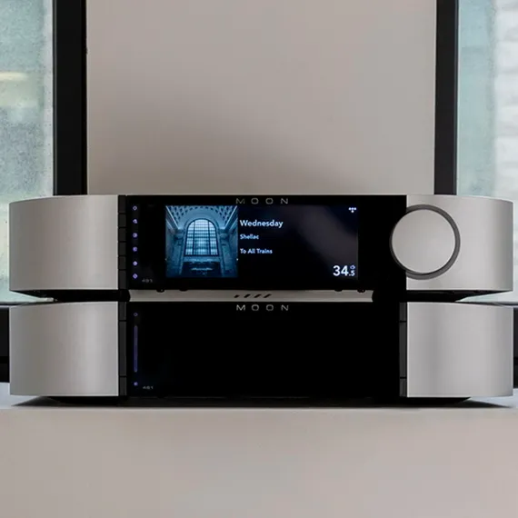 Moon by Simaudio 461 Silver Black