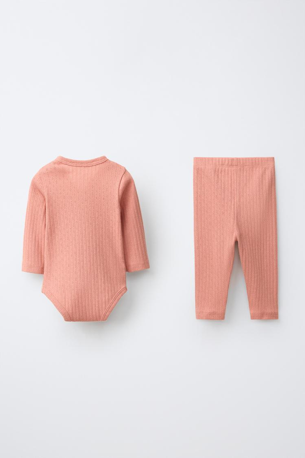 ZARA КОМПЛЕКТ ИЗ БОДИ С ЗАПАХОМ И ЛЕГИНСОВ С БАНТИКОМ, ЧЕРЕПИЧНЫЙ