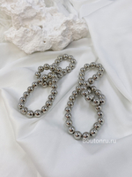 Серьги из бусин серебро бантики