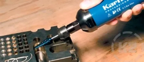 Ручная циркулярная пила для сэндвич-панелей AGP Power Tools CS320